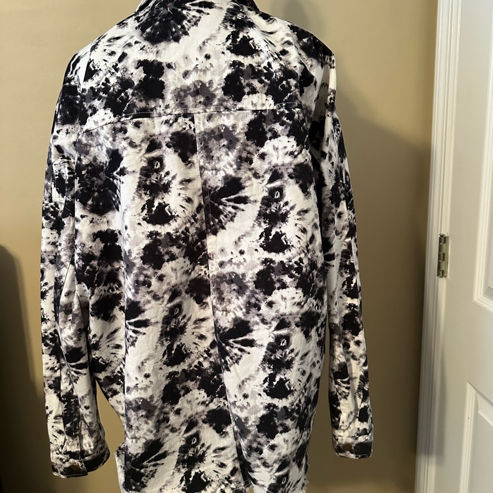 Jacket - Picture 5 of 6